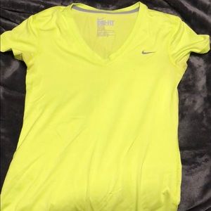 Workout shirt Nike